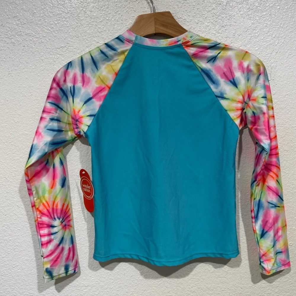 NWT Kids Wonder Nation Girls Blue Rainbow Tie Dye UPF 50+ Rash Guard Swim Top L